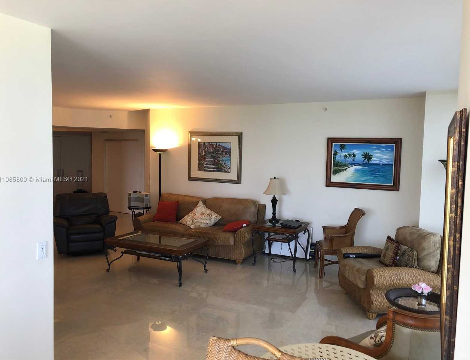 Small Image of 4775 COLLINS AVE #401, Miami Beach Number 3