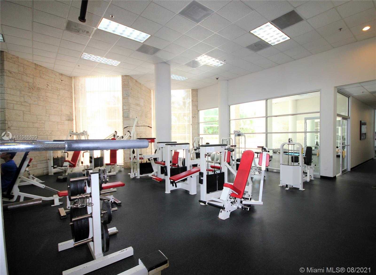 Small Image of 5151 COLLINS AV #1030, Miami Beach Number 41