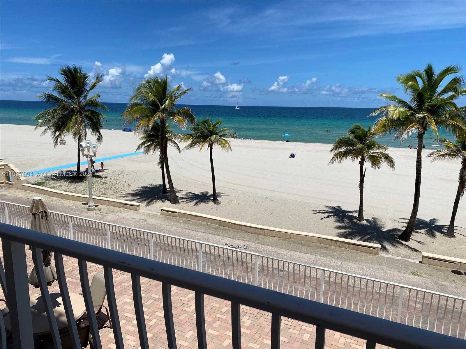 Small Image of 300 OREGON ST #204, Hollywood Number 19