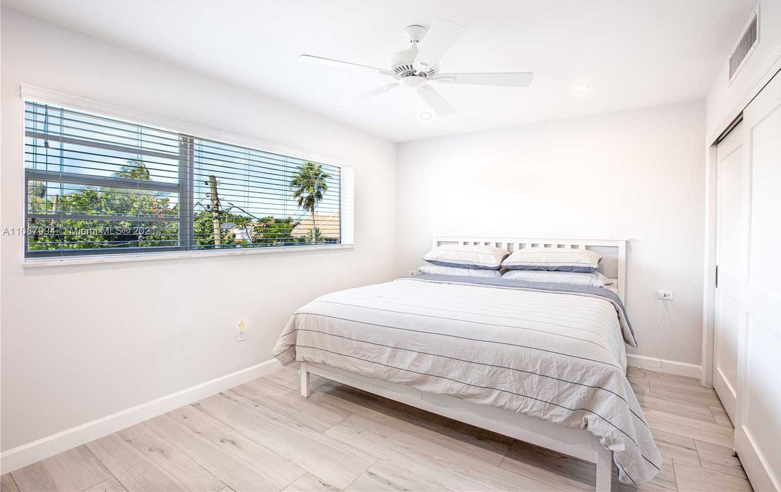 Small Image of 300 OREGON ST #204, Hollywood Number 8