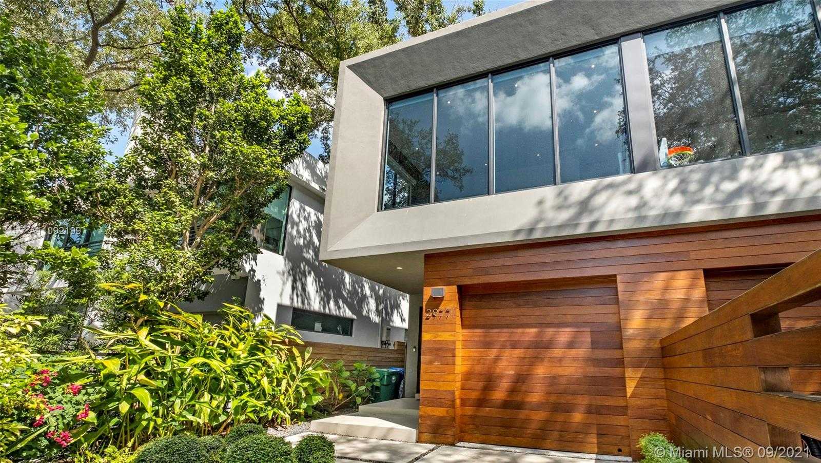 Small Image of 2977 JACKSON AVE #2977, Miami Number 2
