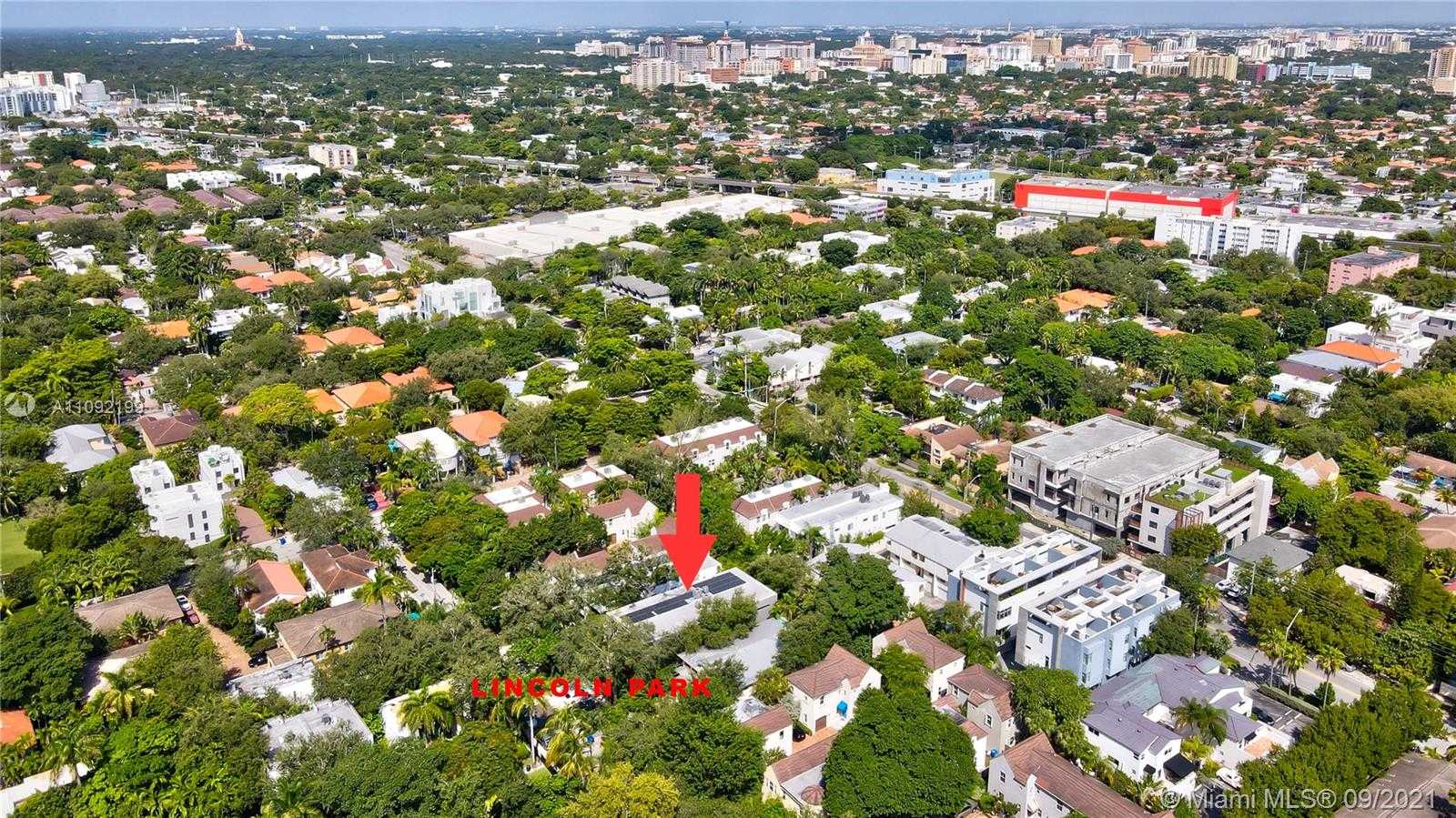 Small Image of 2977 JACKSON AVE #2977, Miami Number 44
