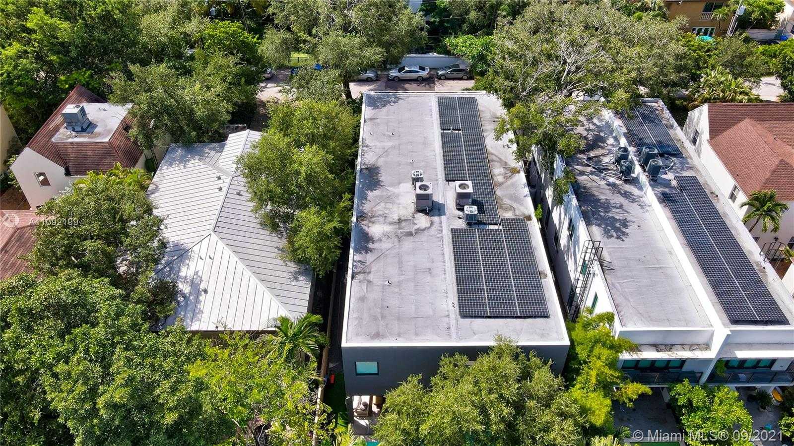 Small Image of 2977 JACKSON AVE #2977, Miami Number 51