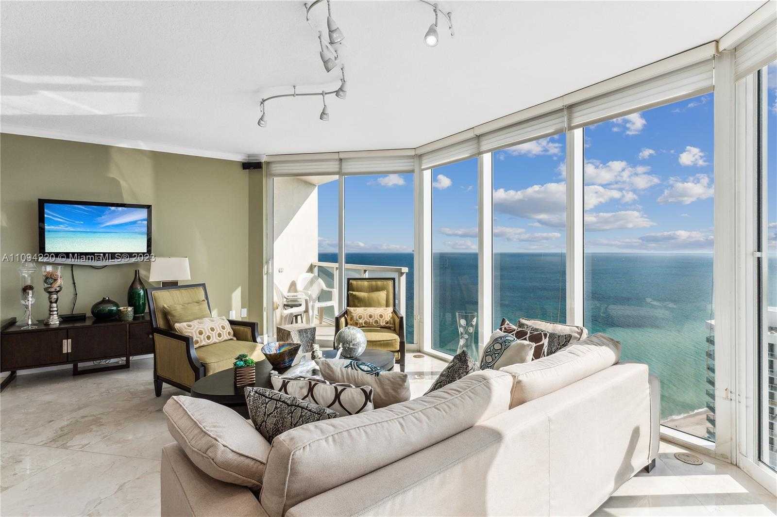 Small Image of 16699 COLLINS AVE #3608, Sunny Isles Beach Number 4