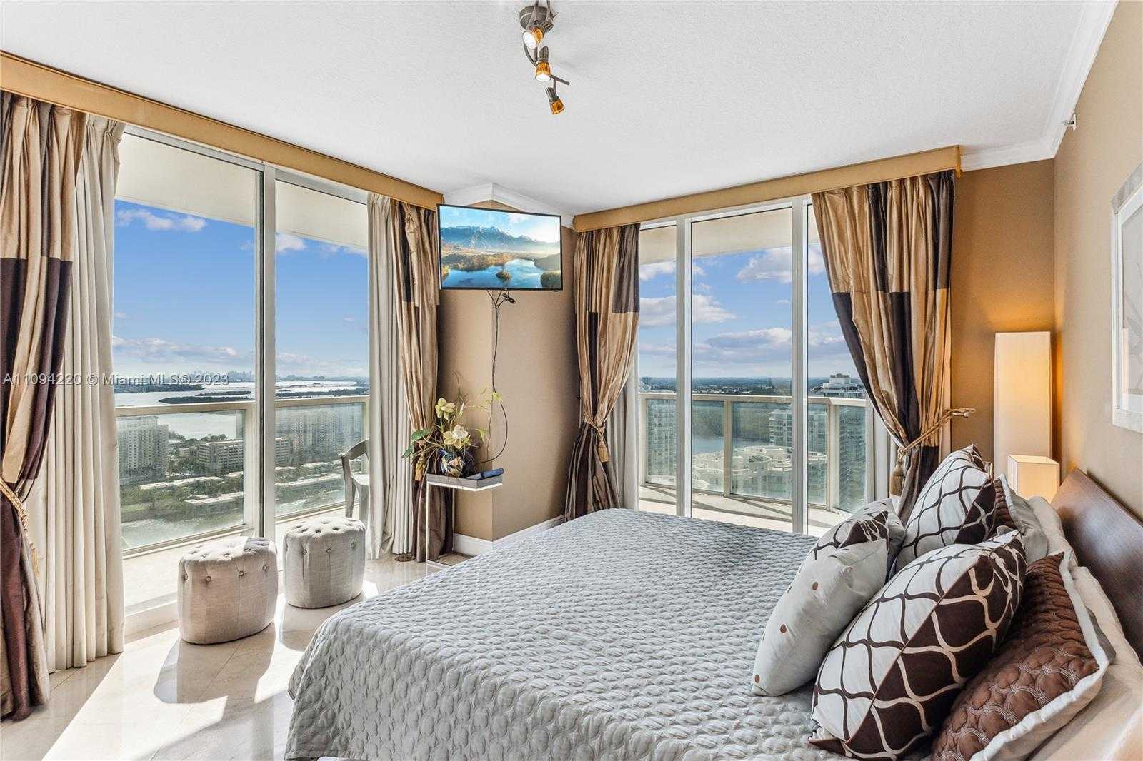 Small Image of 16699 COLLINS AVE #3608, Sunny Isles Beach Number 7