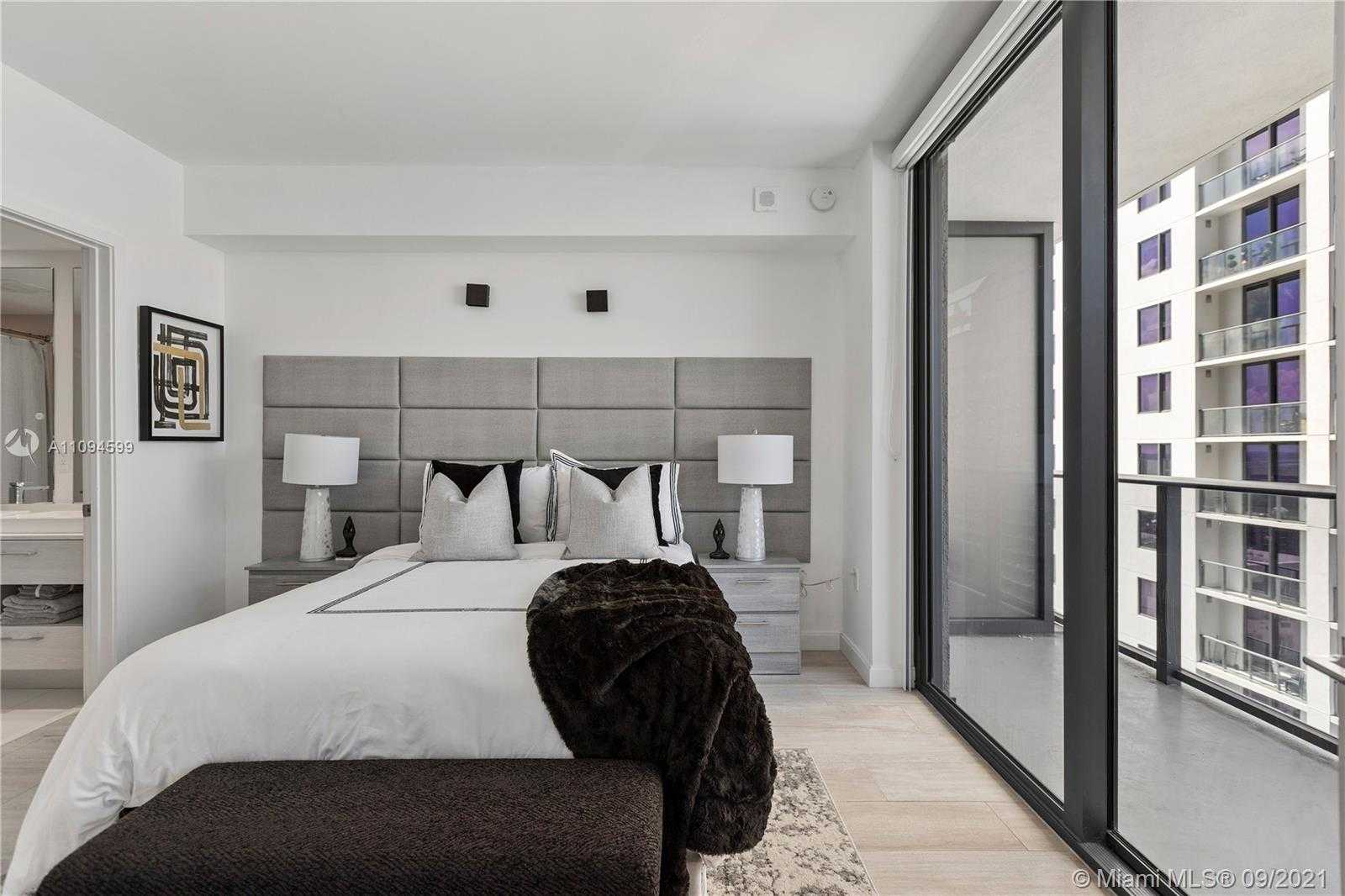 Small Image of 55 SOUTH WEST 9TH ST #3501, Miami Number 15