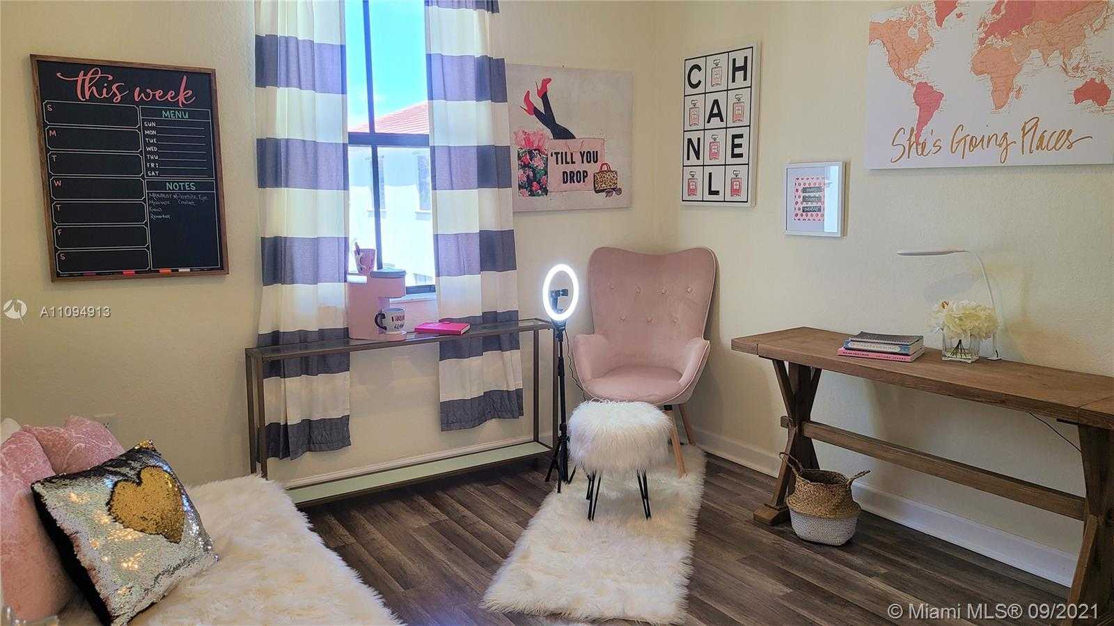 Small Image of 10436 WEST 34TH CT, Hialeah Number 26