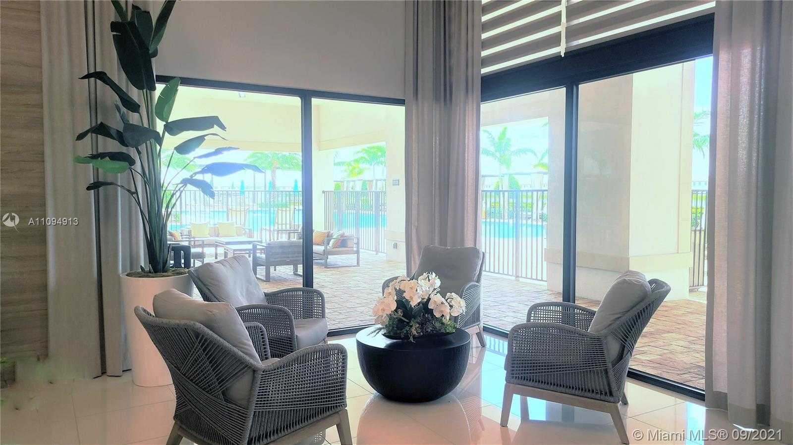 Small Image of 10436 WEST 34TH CT, Hialeah Number 47