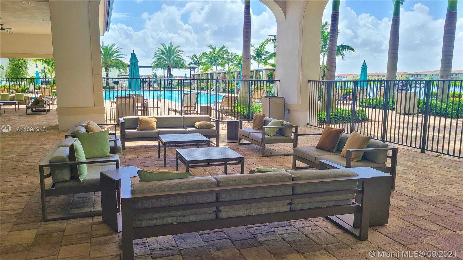 Small Image of 10436 WEST 34TH CT, Hialeah Number 48