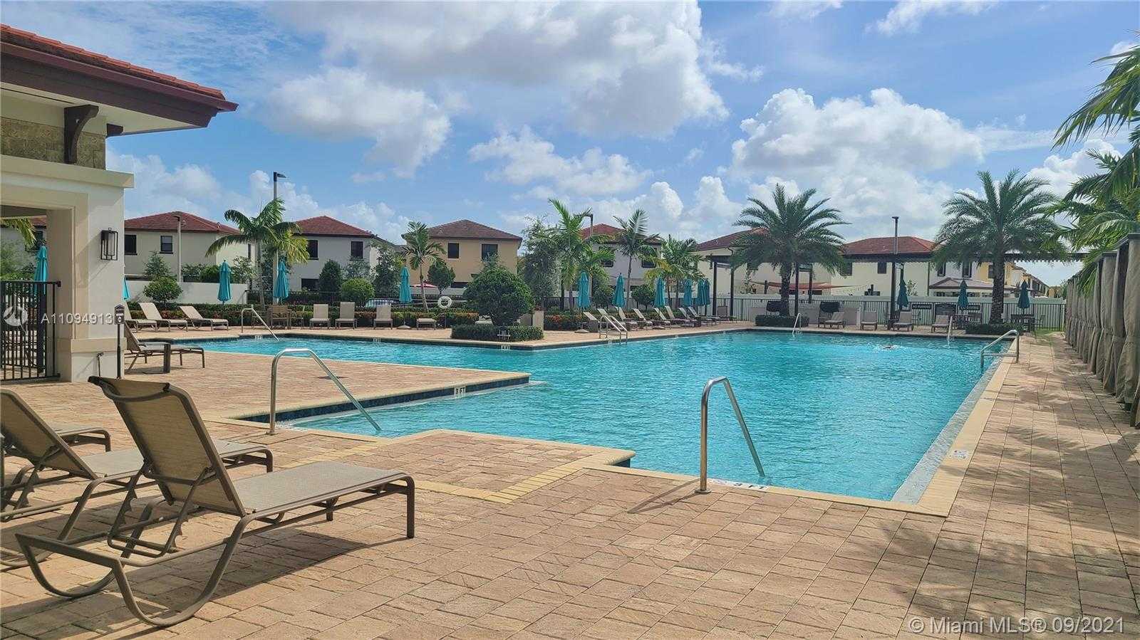 Small Image of 10436 WEST 34TH CT, Hialeah Number 51