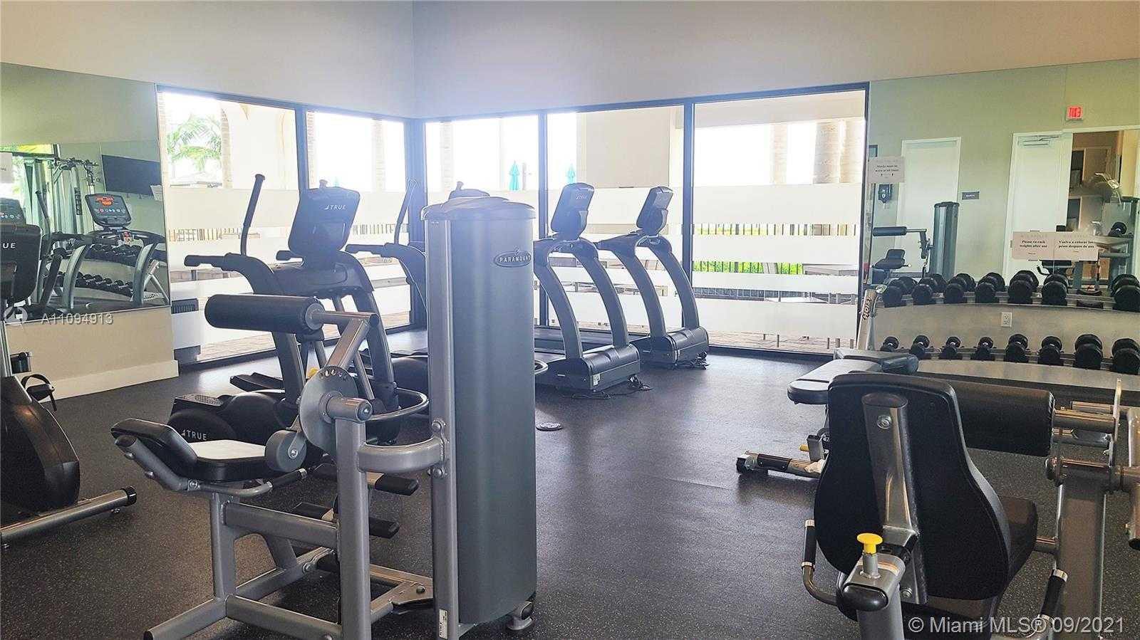 Small Image of 10436 WEST 34TH CT, Hialeah Number 56