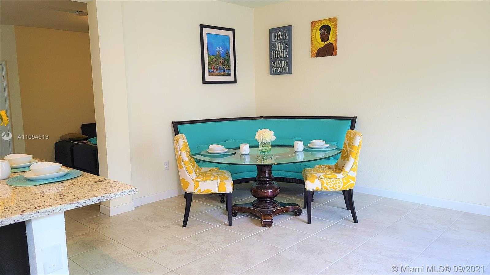 Small Image of 10436 WEST 34TH CT, Hialeah Number 9