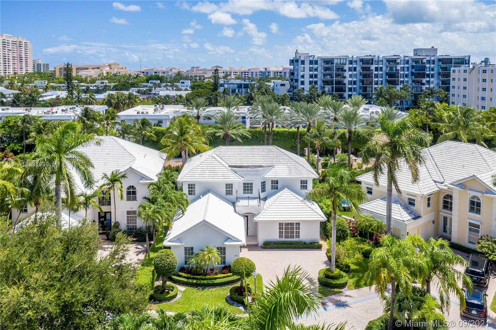 Small Image of 28 GRAND BAY ESTATES CIR, Key Biscayne Number 9