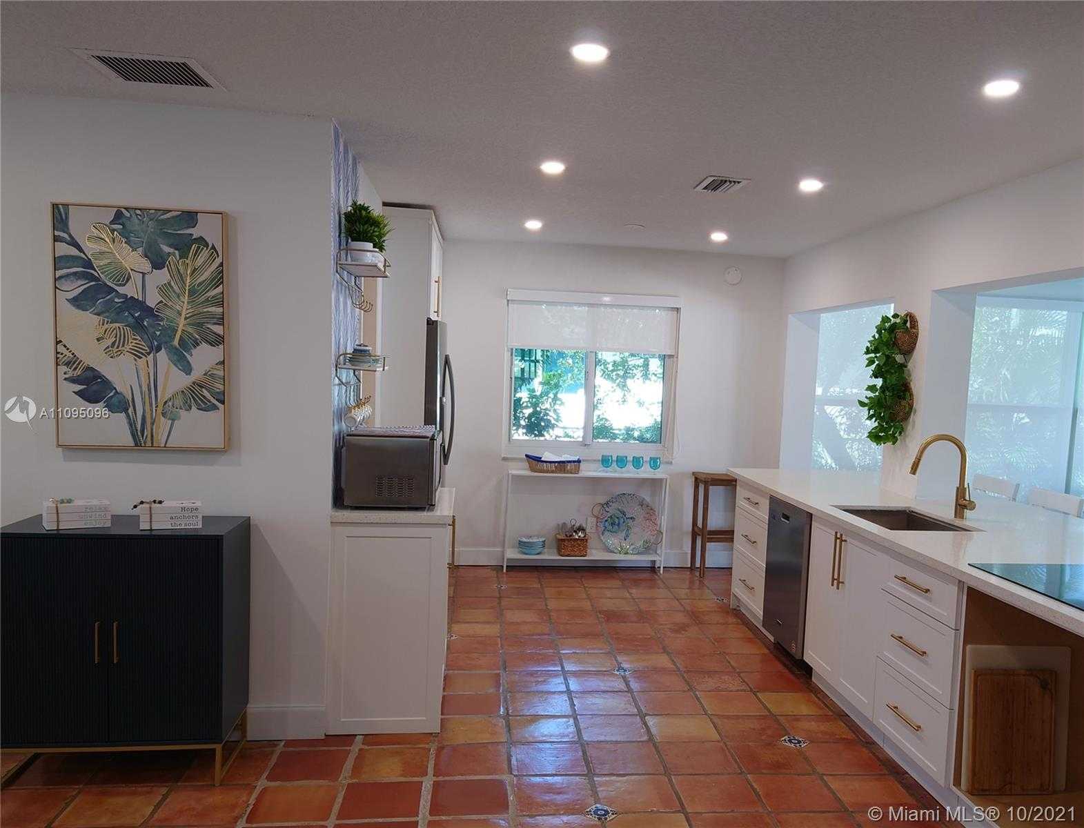 Small Image of 1428 NAUTILUS ISLE #1428, Dania Beach Number 10