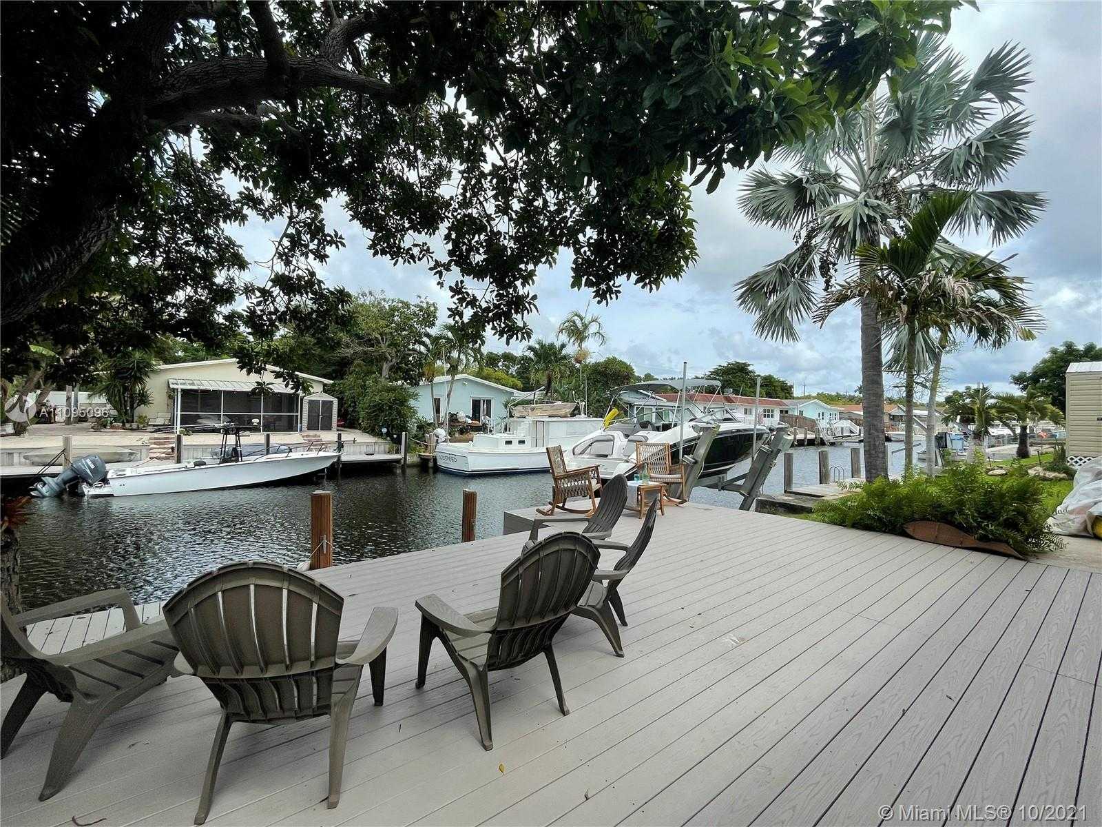 Small Image of 1428 NAUTILUS ISLE #1428, Dania Beach Number 6