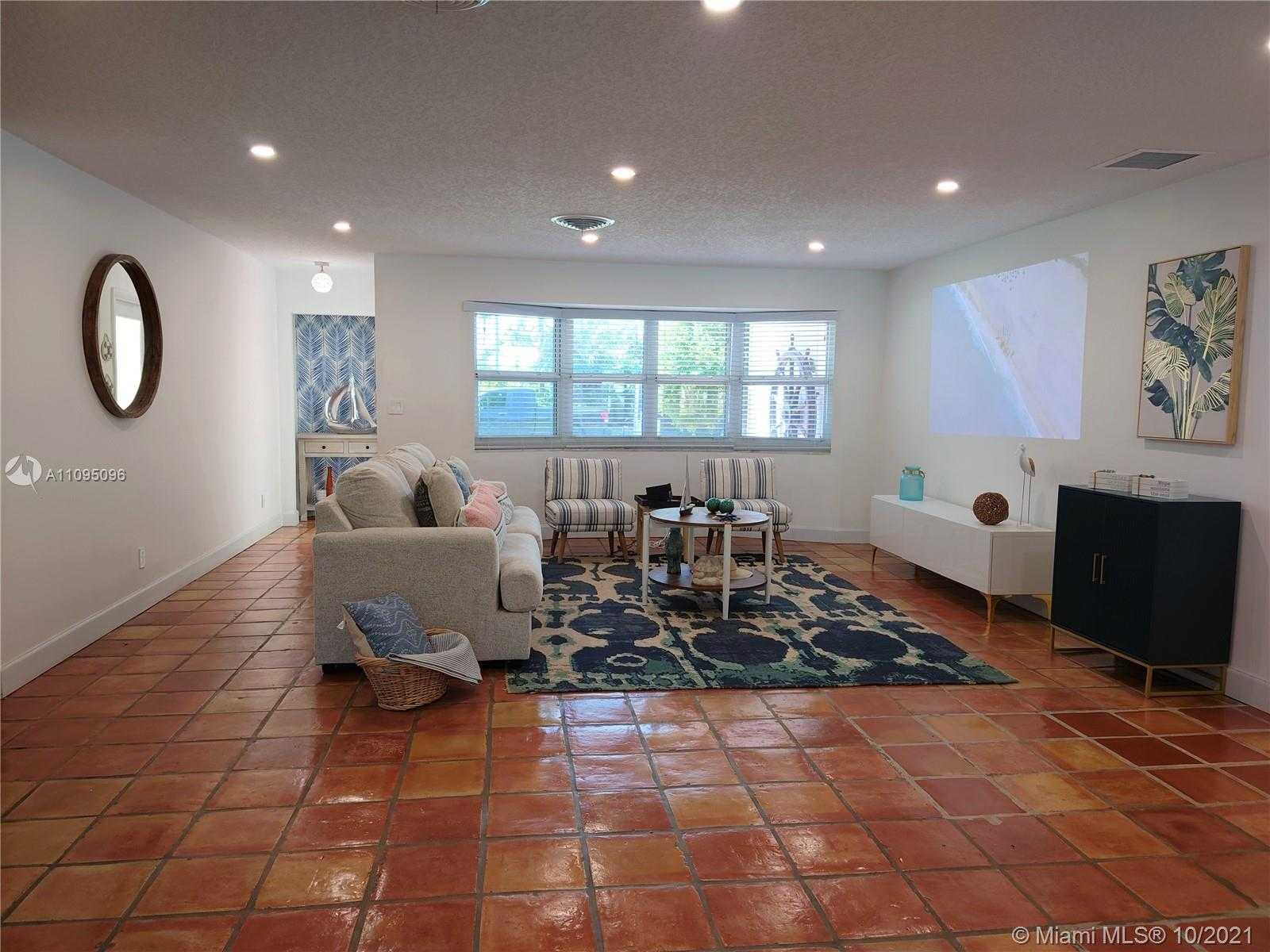 Small Image of 1428 NAUTILUS ISLE #1428, Dania Beach Number 8