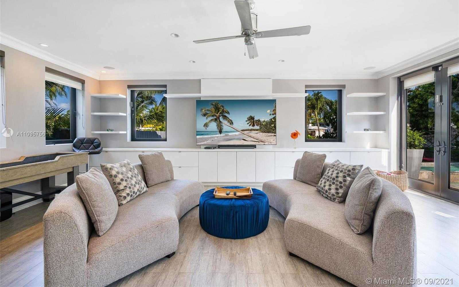 Small Image of 4315 NORTH MERIDIAN AVE, Miami Beach Number 16