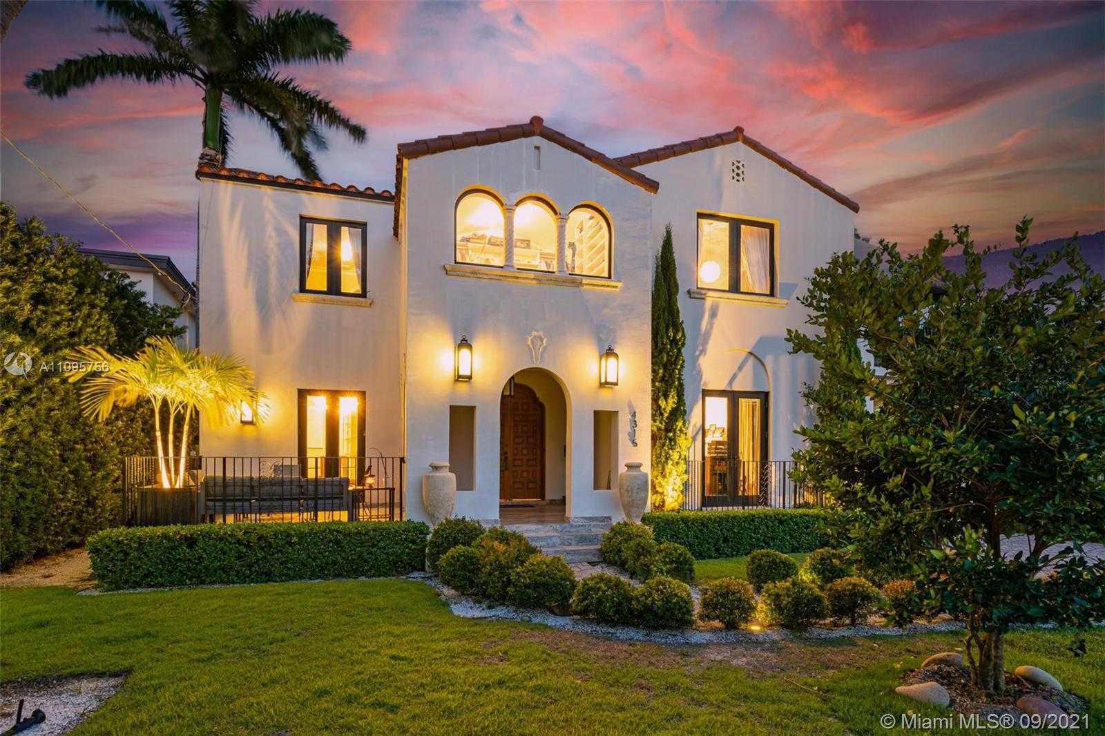 Small Image of 4315 NORTH MERIDIAN AVE, Miami Beach Number 36