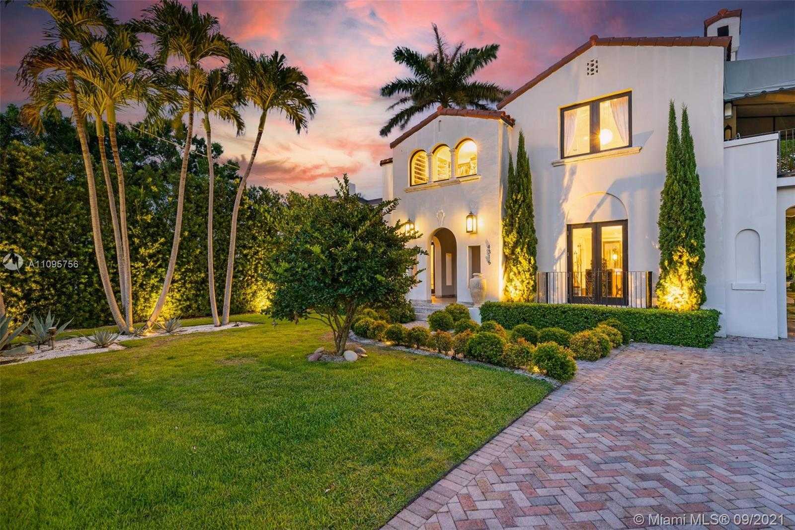 Small Image of 4315 NORTH MERIDIAN AVE, Miami Beach Number 37