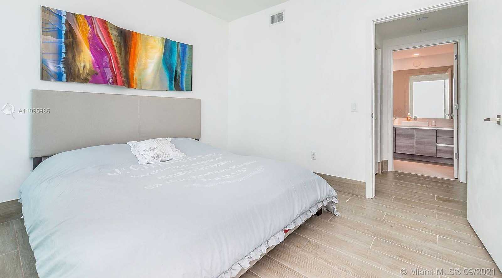 Small Image of 1080 BRICKELL AVE #2007, Miami Number 5