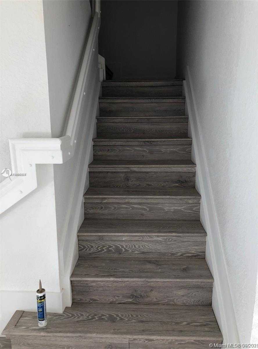 Small Image of 859 SOUTH WEST 154TH PATH, Miami Number 7