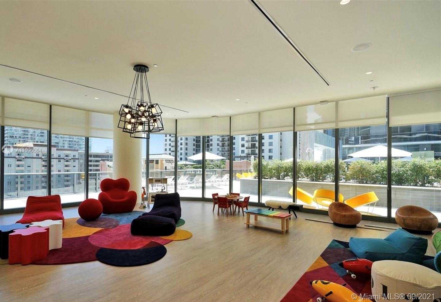 Small Image of 55 SOUTH WEST 9TH #2507, Miami Number 28