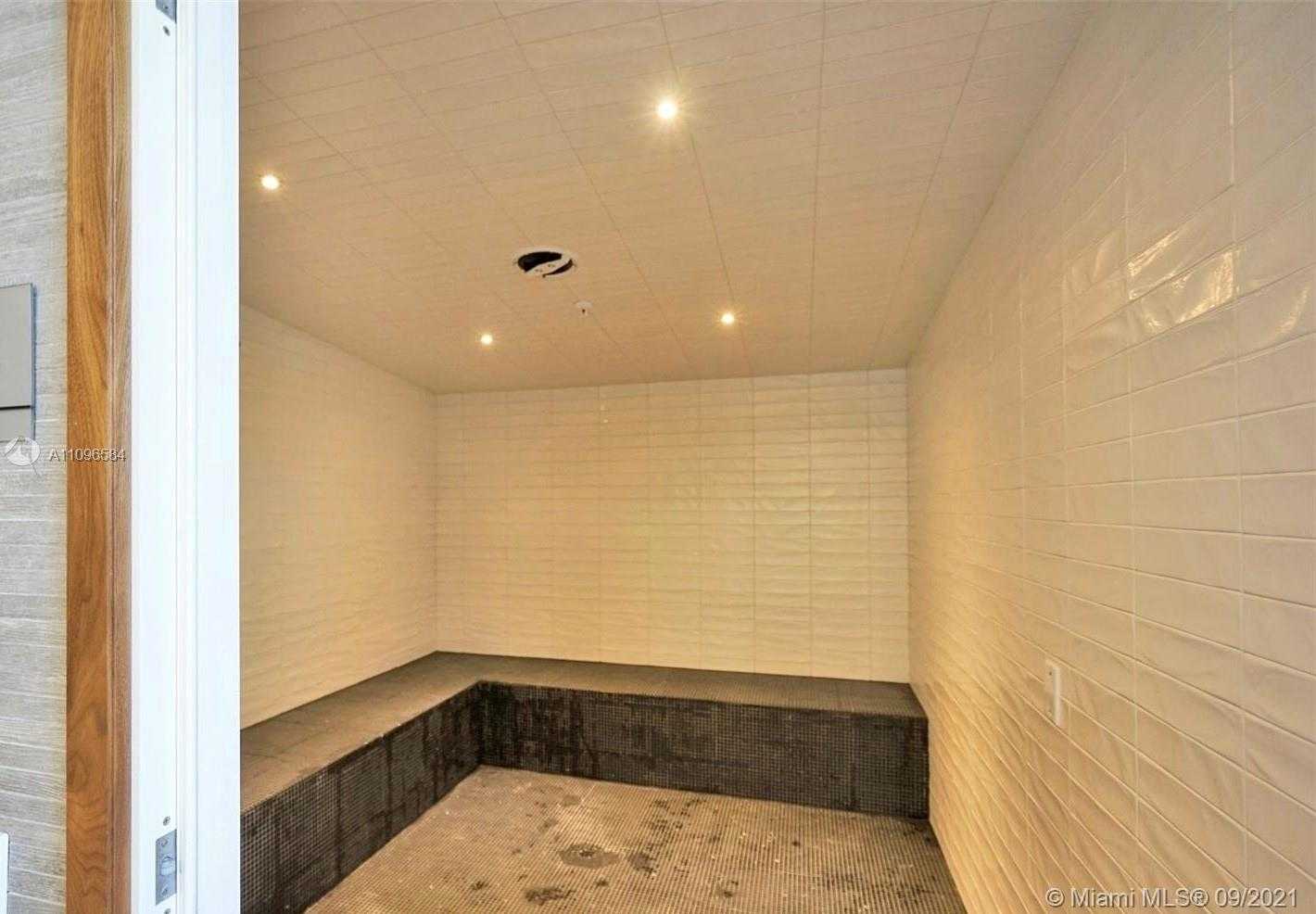 Small Image of 55 SOUTH WEST 9TH #2507, Miami Number 38