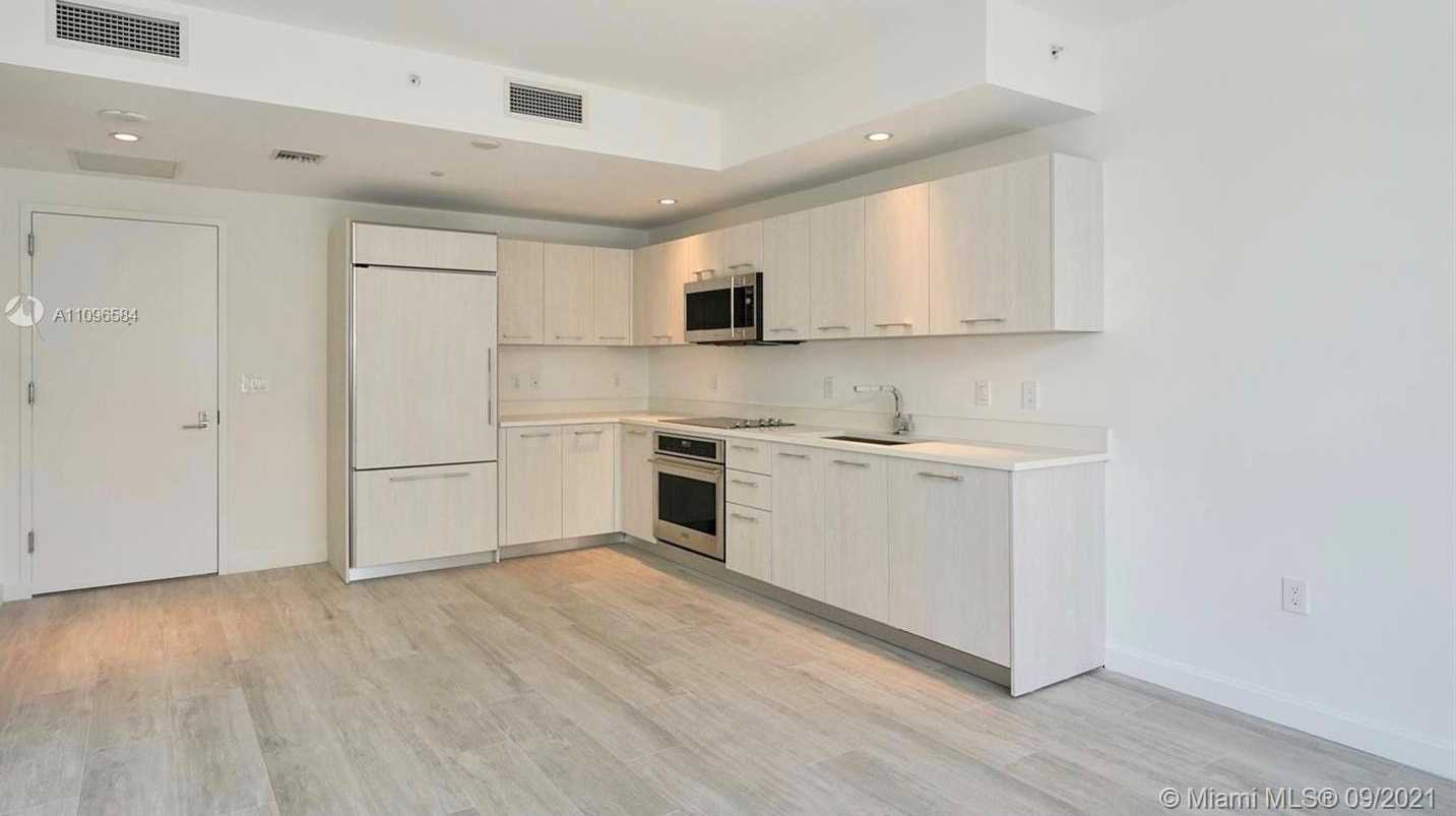 Small Image of 55 SOUTH WEST 9TH #2507, Miami Number 7