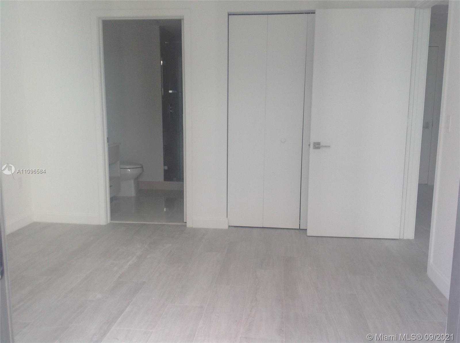 Small Image of 55 SOUTH WEST 9TH #2507, Miami Number 8