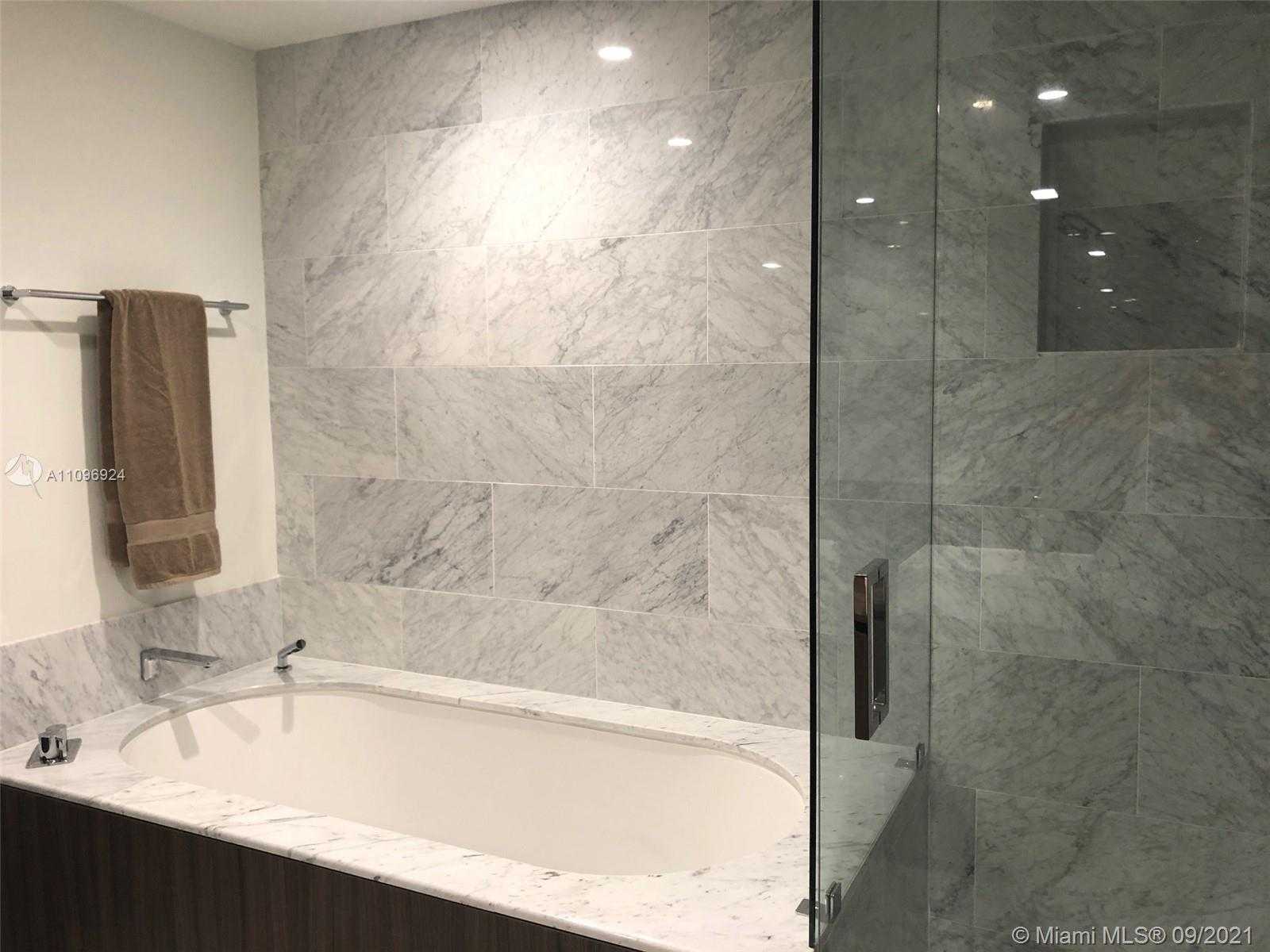 Small Image of 1000 BRICKELL PLAZA #3114, Miami Number 10