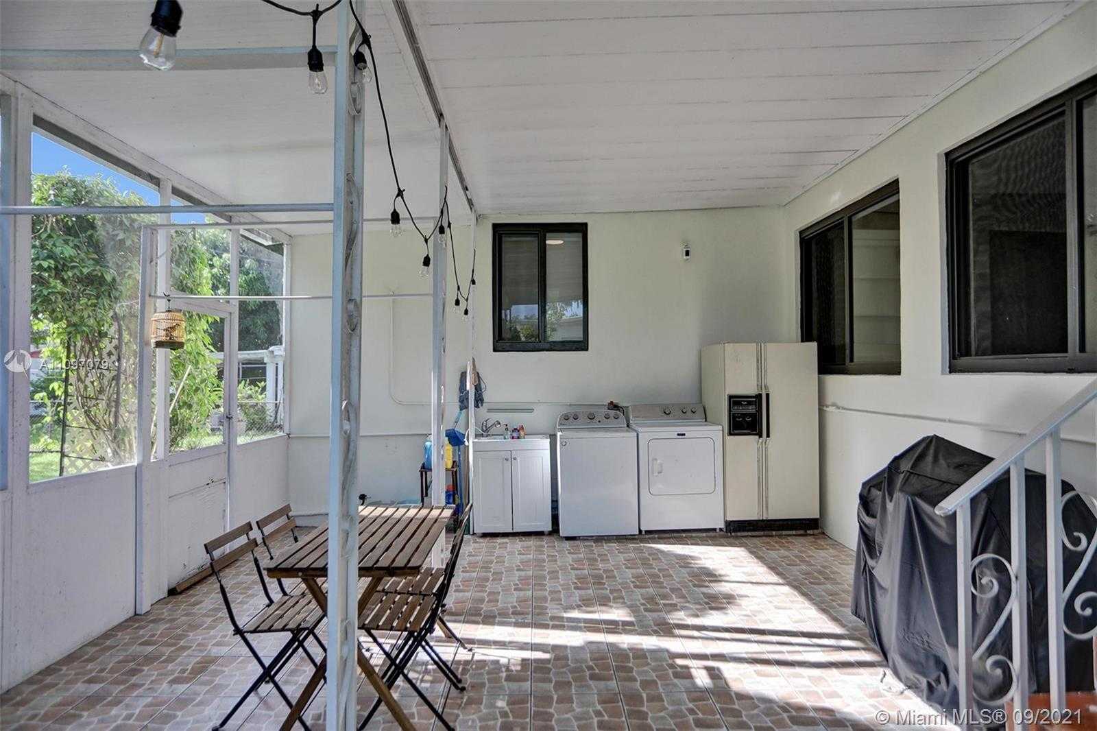 Small Image of 1565 NORTH WEST 30TH AVE #-, Miami Number 23