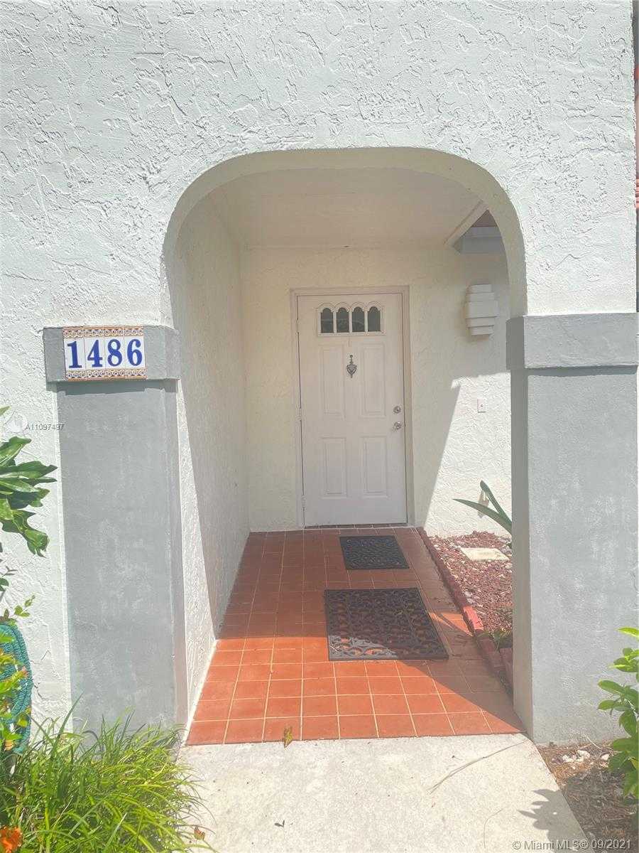 Small Image of 1486 Springside Dr, Weston, FL 33326, USA Number 3