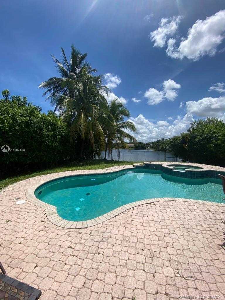 Small Image of 10228 SOUTH WEST 23RD CT #10228, Miramar Number 11