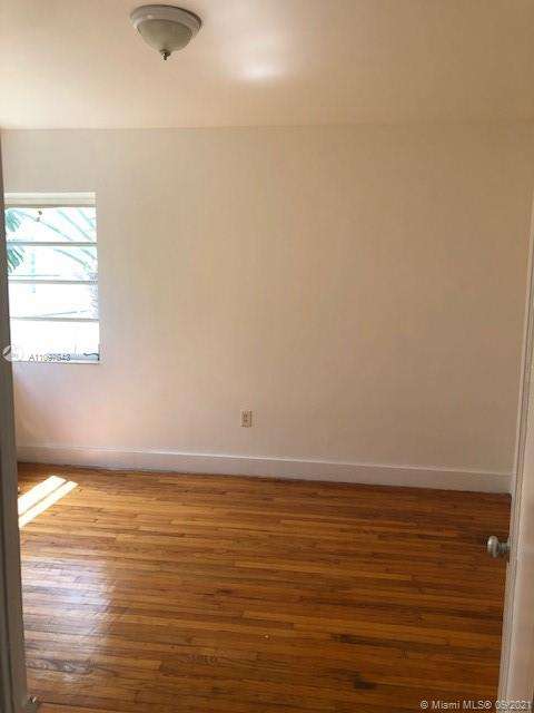 Small Image of 1141 MARSEILLE DR #2, Miami Beach Number 11