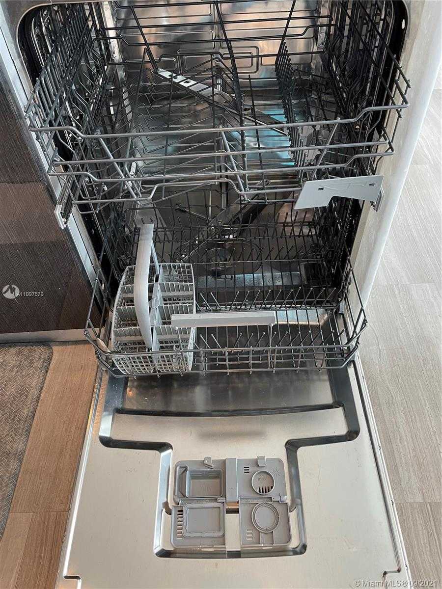Small Image of 3300 NORTH EAST 188TH ST #409, Aventura Number 23