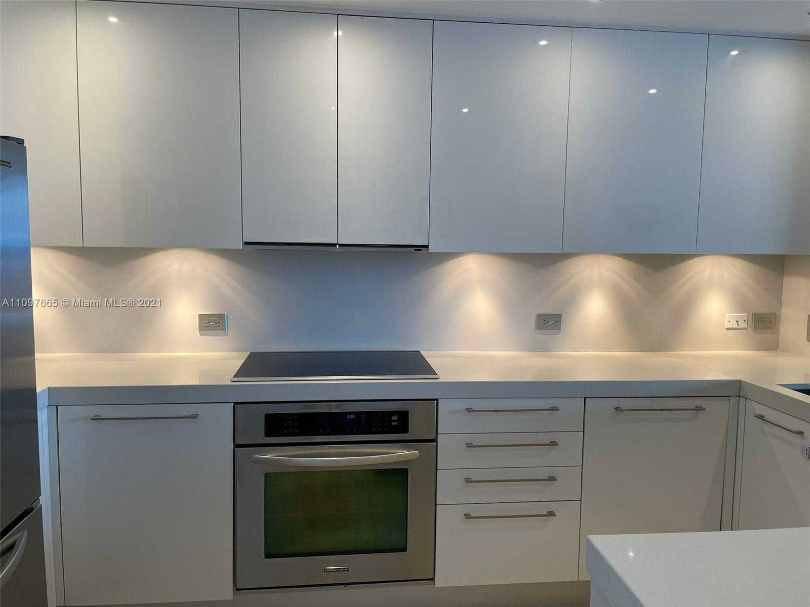 Small Image of 801 BRICKELL KEY BLVD #3309, Miami Number 13