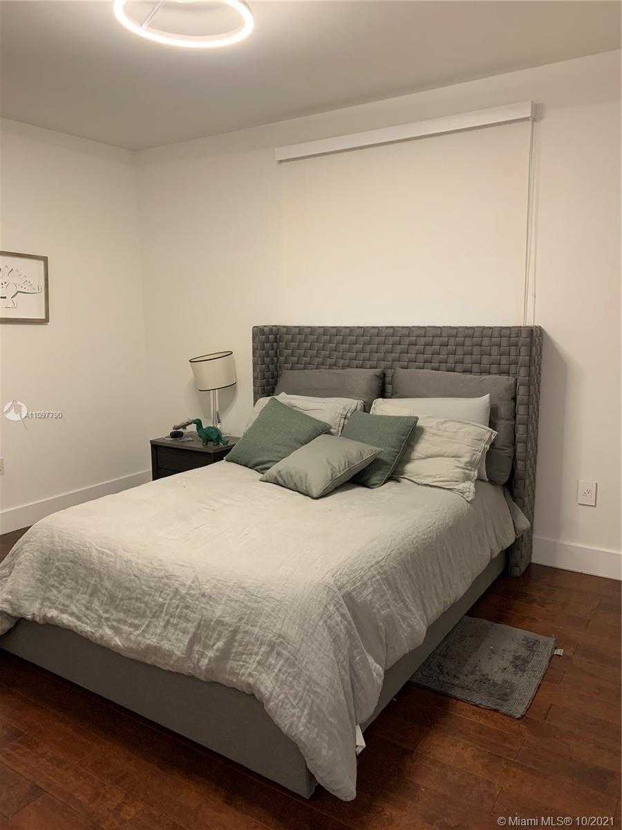 Small Image of 7450 NORTH WEST 100TH CT, Doral Number 17