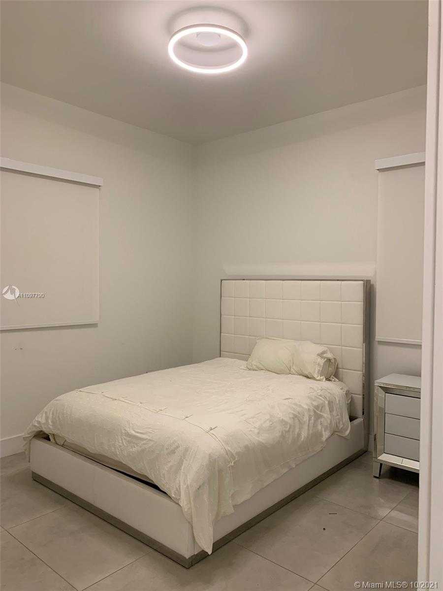 Small Image of 7450 NORTH WEST 100TH CT, Doral Number 9