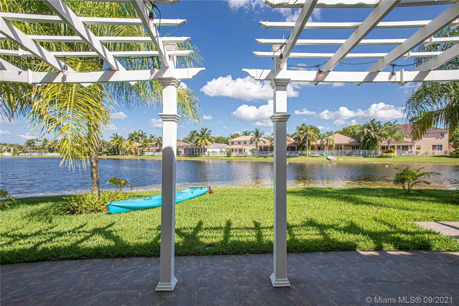 Small Image of 1222 CHINABERRY DR, Weston Number 13