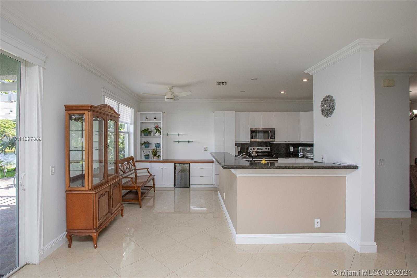 Small Image of 1222 CHINABERRY DR, Weston Number 22