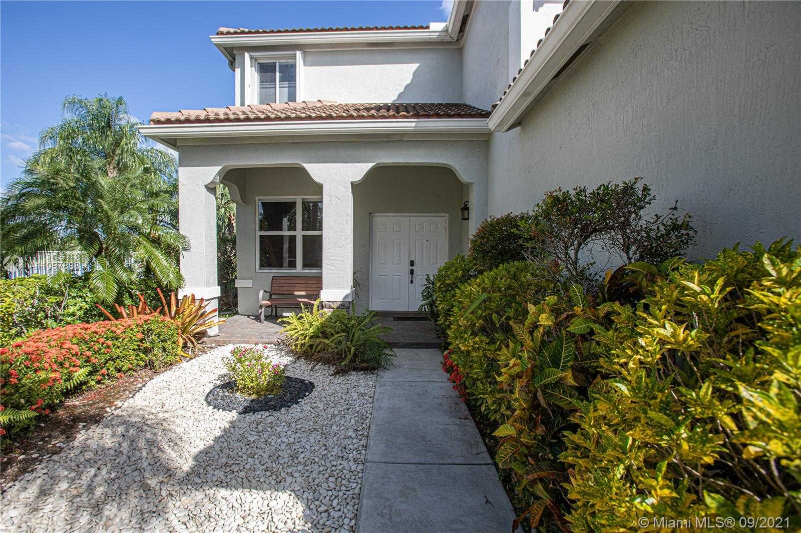 Small Image of 1222 CHINABERRY DR, Weston Number 3