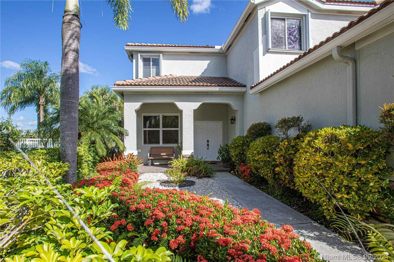 Small Image of 1222 CHINABERRY DR, Weston Number 4