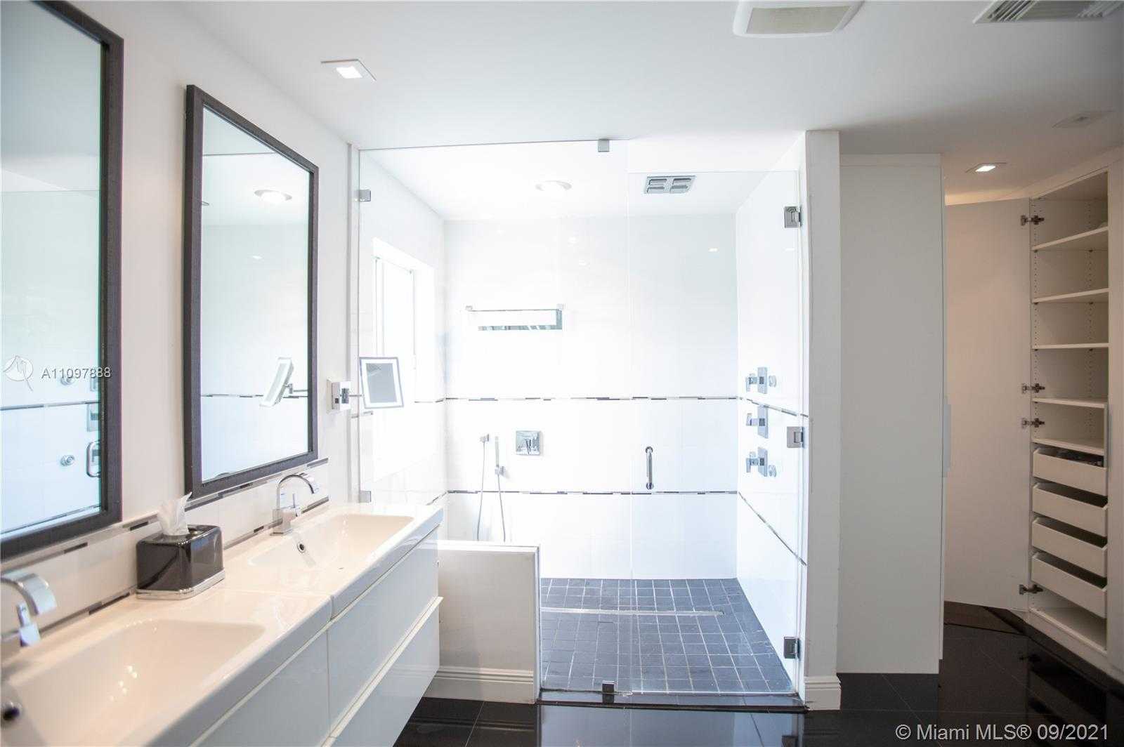 Small Image of 1222 CHINABERRY DR, Weston Number 43