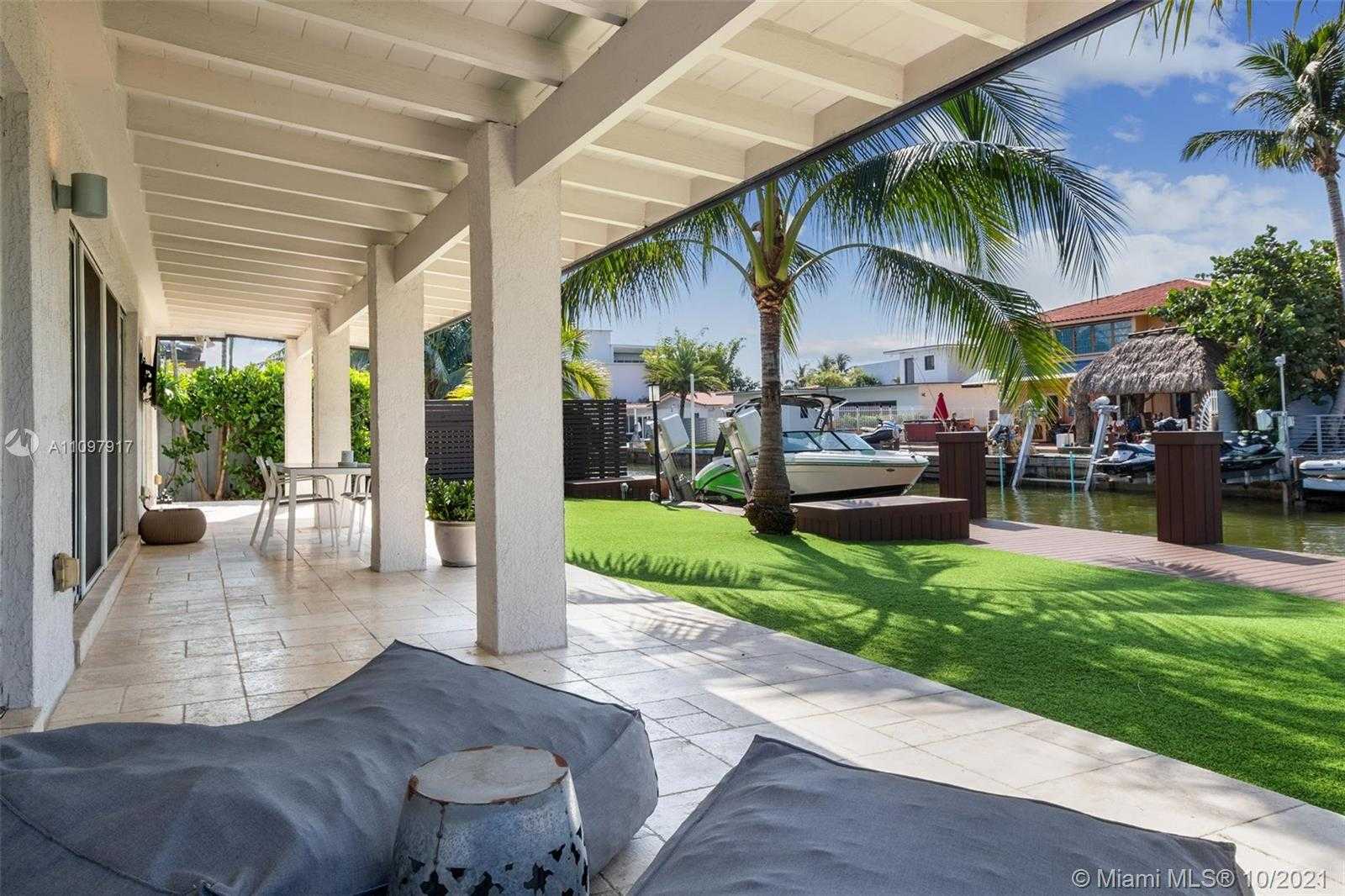 Small Image of 1230 NORTH EAST 83RD ST, Miami Number 23