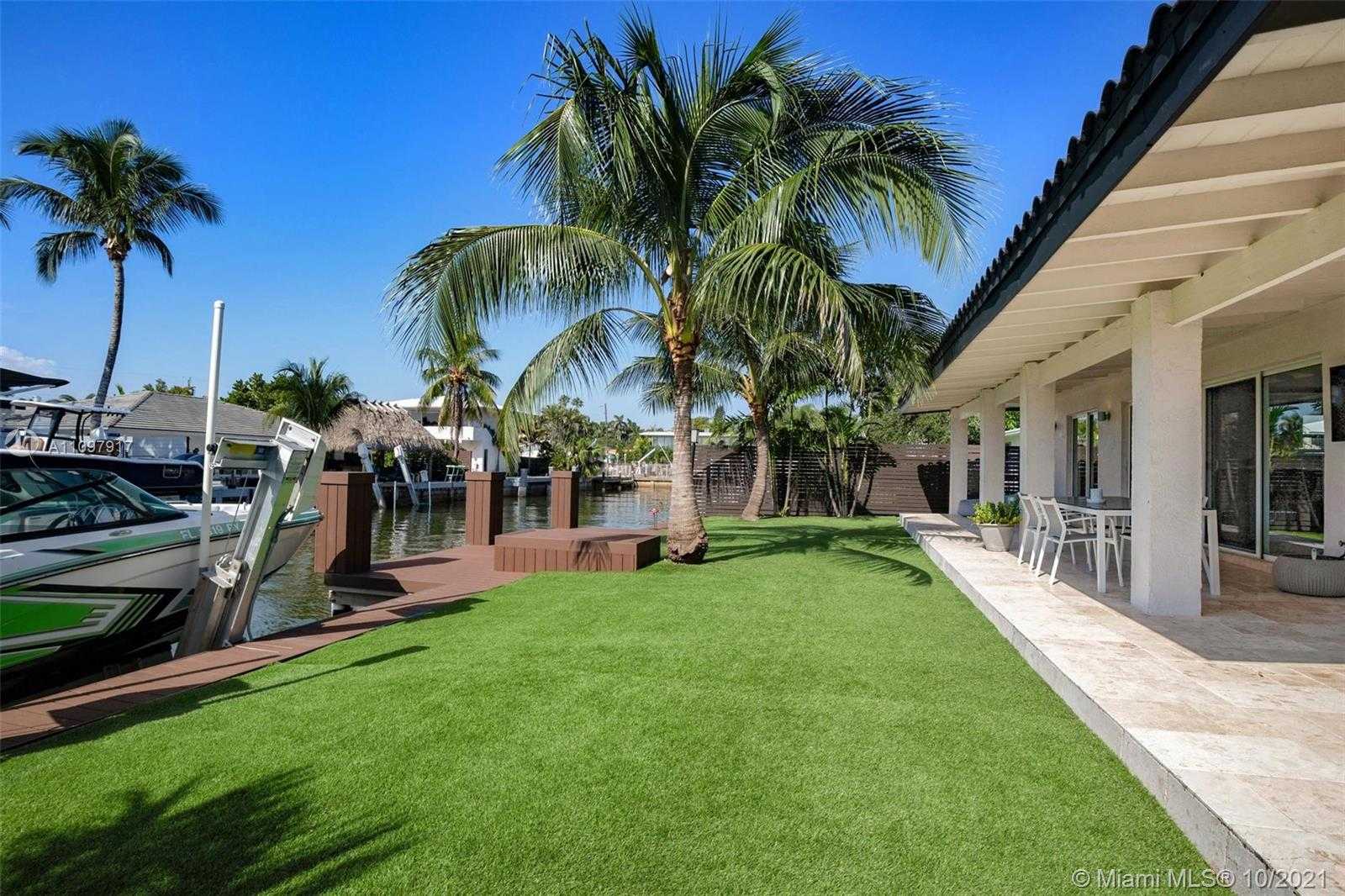Small Image of 1230 NORTH EAST 83RD ST, Miami Number 25