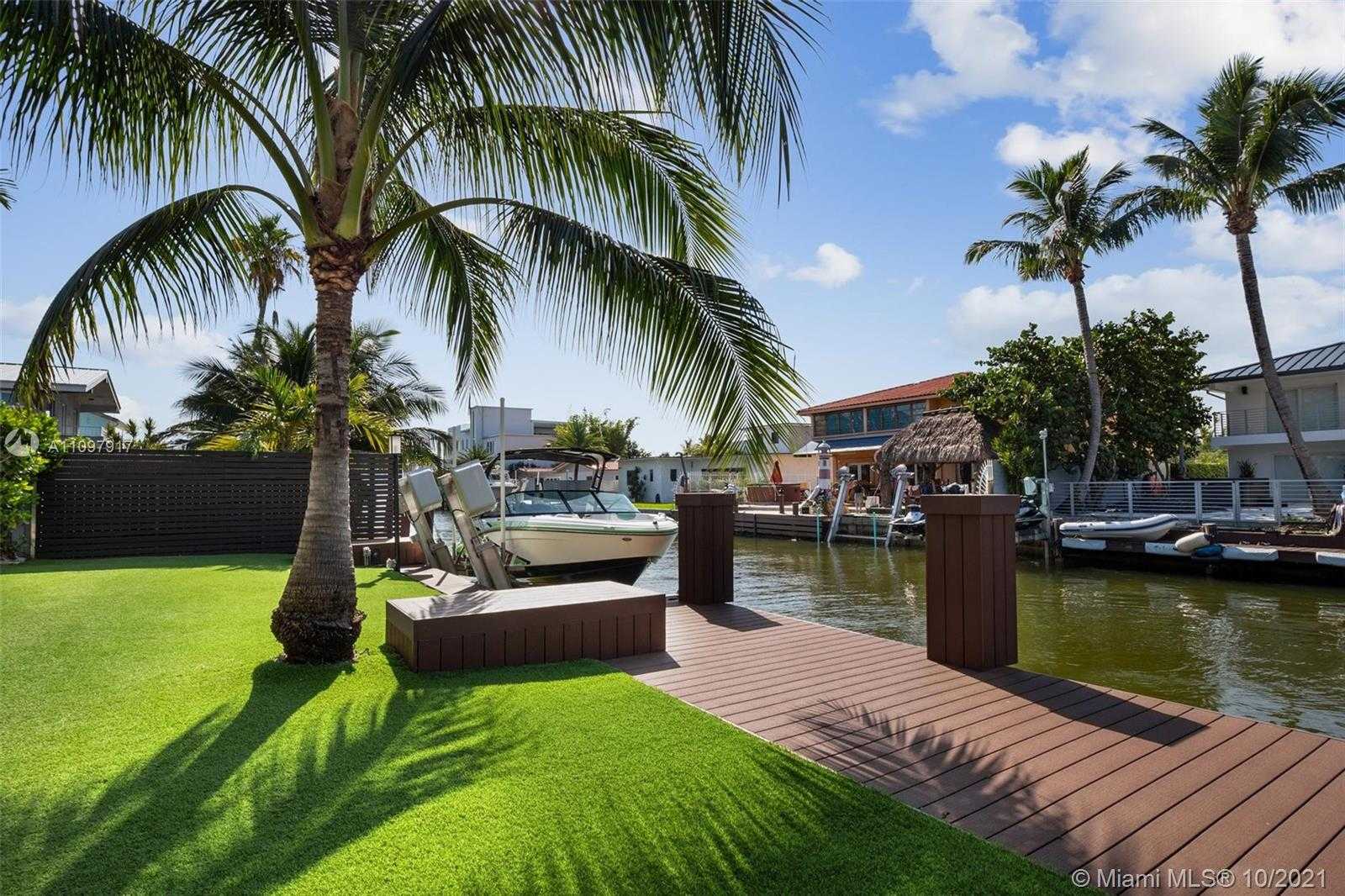 Small Image of 1230 NORTH EAST 83RD ST, Miami Number 26