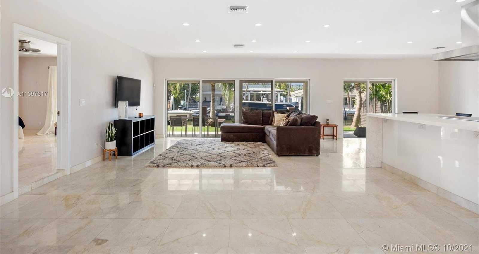 Small Image of 1230 NORTH EAST 83RD ST, Miami Number 6