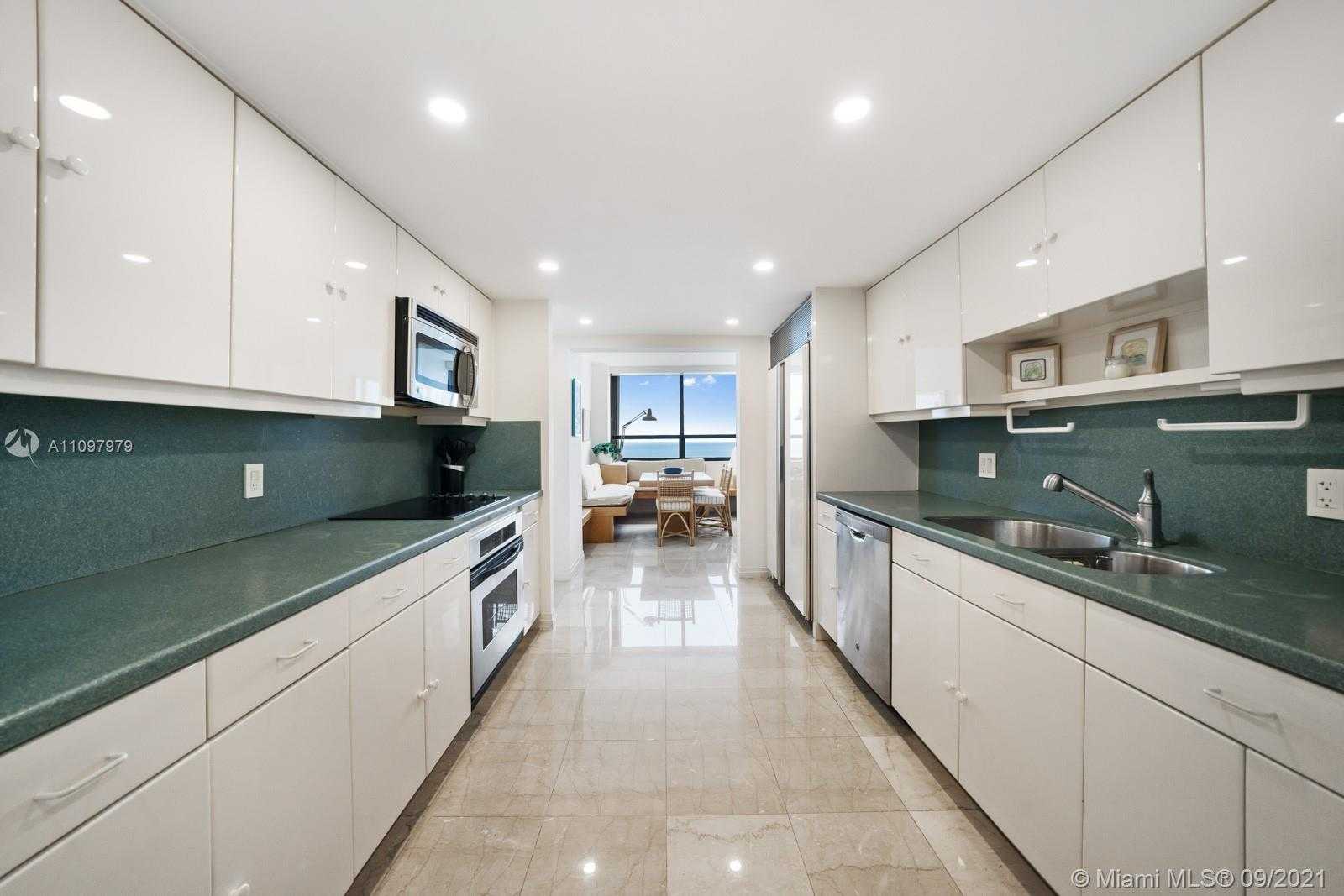 Small Image of 3 GROVE ISLE DR #C1701, Miami Number 17