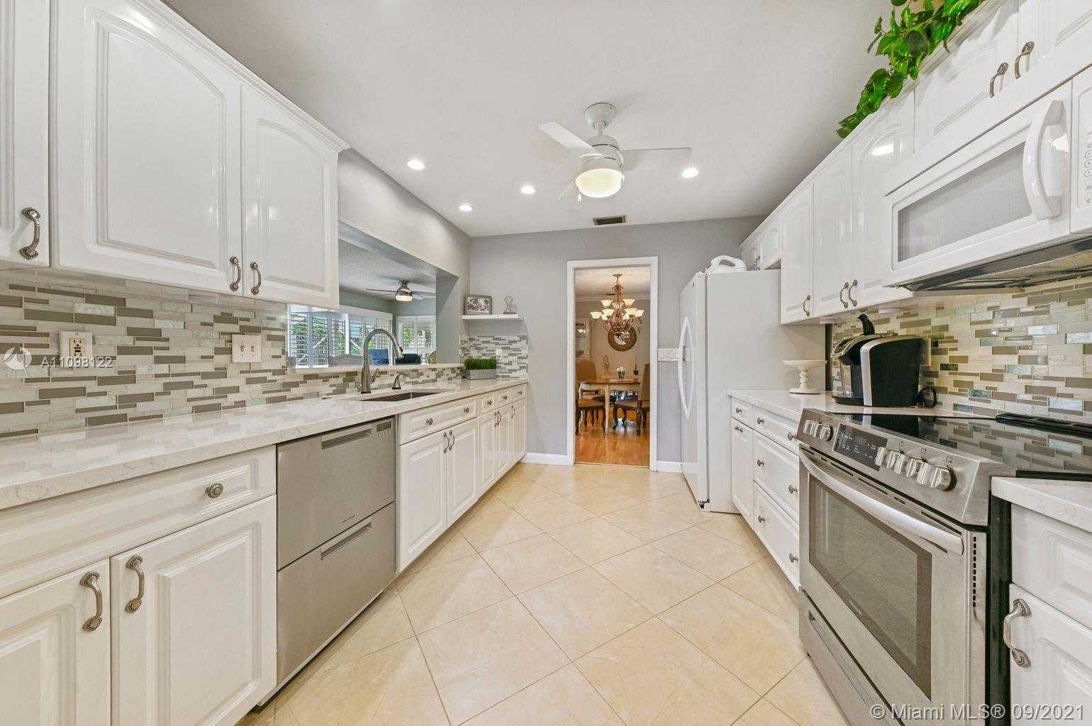 Small Image of 717 OCEAN INLET DR, Boynton Beach Number 5