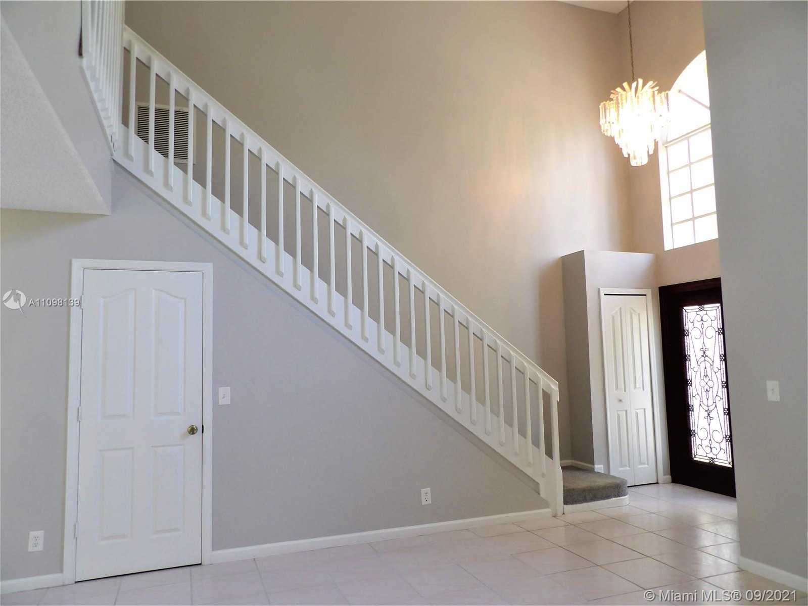 Small Image of 10004 NORTH WEST 57TH PL, Coral Springs Number 3
